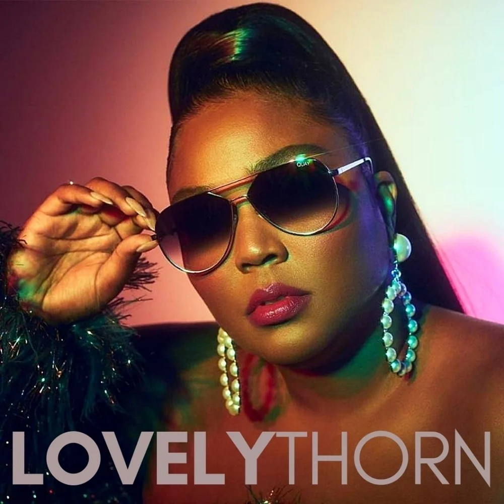 QUAY // ltd ed lizzo collaboration black metal frame black smoke lens aviators